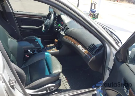 2004 BMW 325I из США, поврежденный, VIN WBAEV33434KR26889